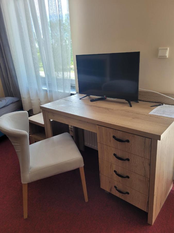 Bed and Breakfast Zlote Pioro Nisko Exterior foto