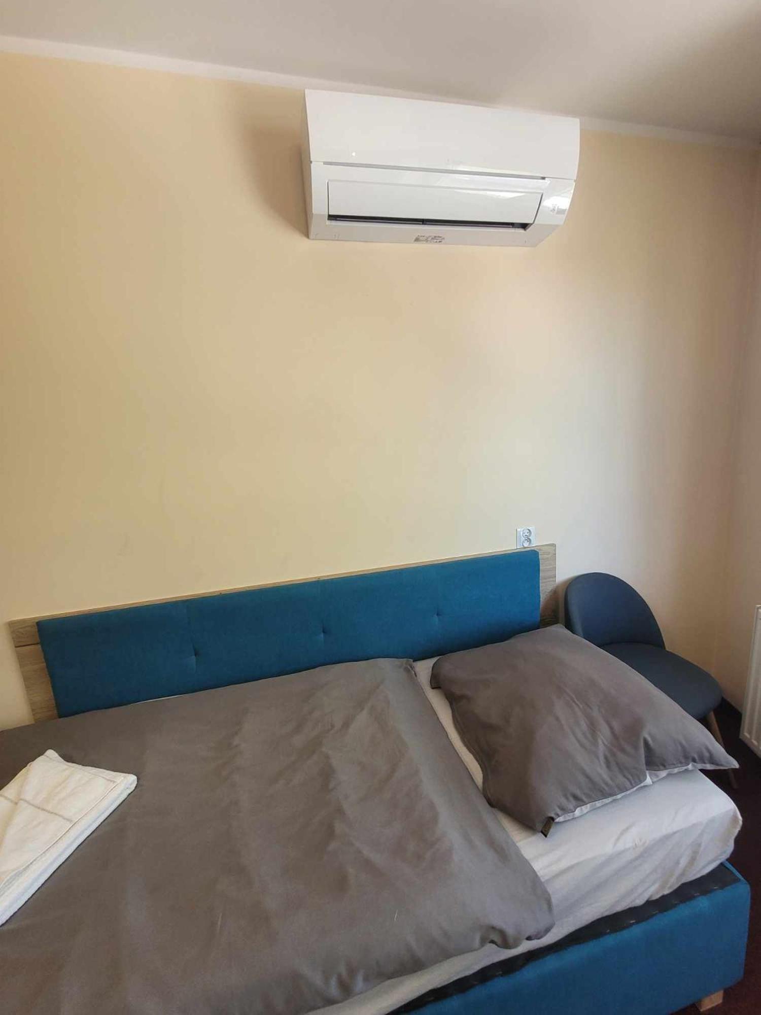 Bed and Breakfast Zlote Pioro Nisko Exterior foto